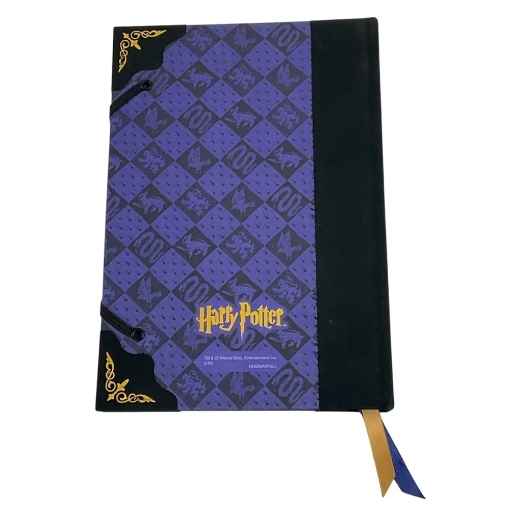 Harry Potter Hogwarts Warner Bros Lined Paper Journal with Die-Cast Metal Crest